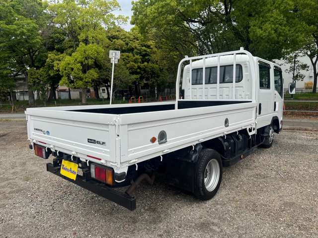 Isuzu Elf 8