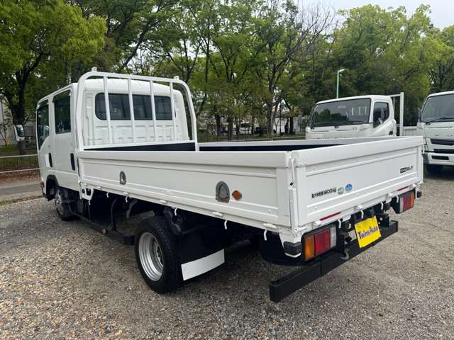 Isuzu Elf 9