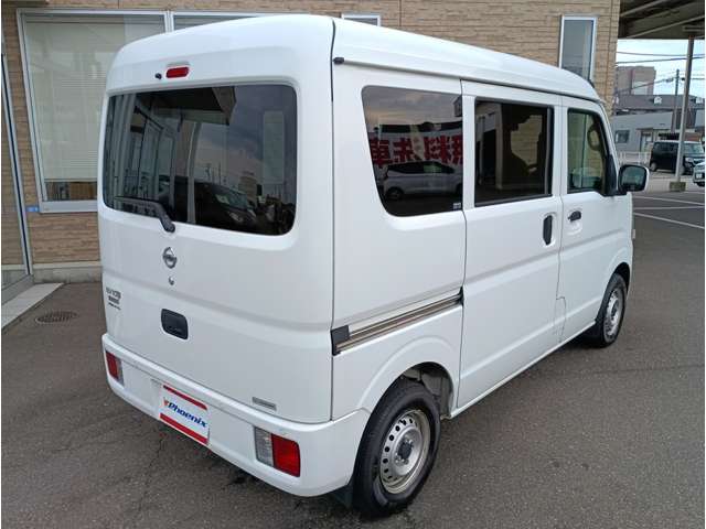 Nissan NV100 Clipper 6