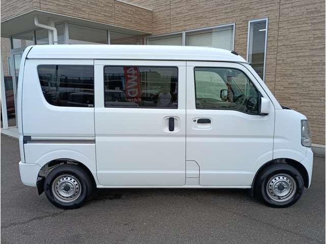 Nissan NV100 Clipper 7