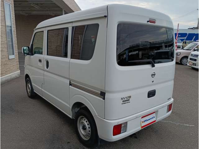 Nissan NV100 Clipper 9