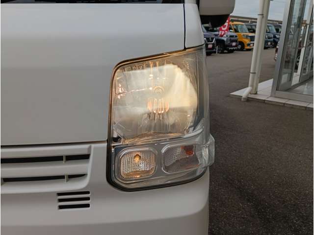 Nissan NV100 Clipper 11