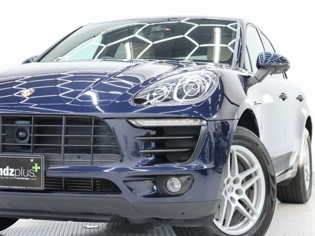 Porsche Macan 11