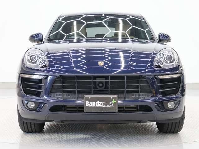 Porsche Macan 3