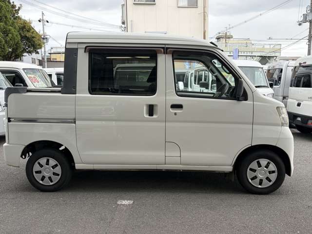 Daihatsu Hijet Deck Van 8