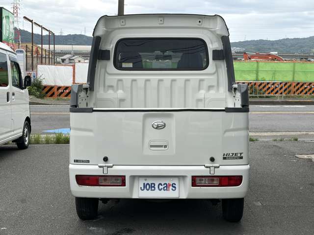 Daihatsu Hijet Deck Van 10