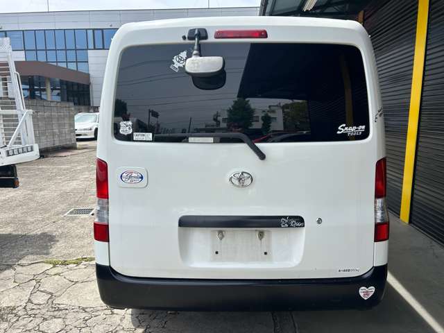 Toyota Light Ace Van 10