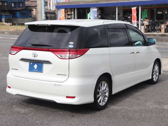Toyota Estima 11