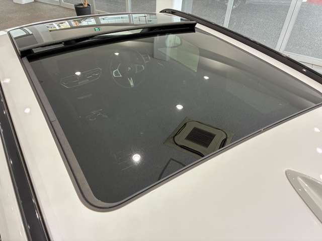 BMW iX3 6
