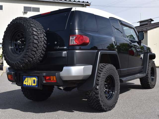 Toyota FJ Cruiser 8