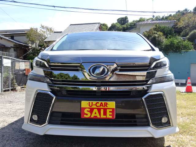 Toyota Vellfire 5