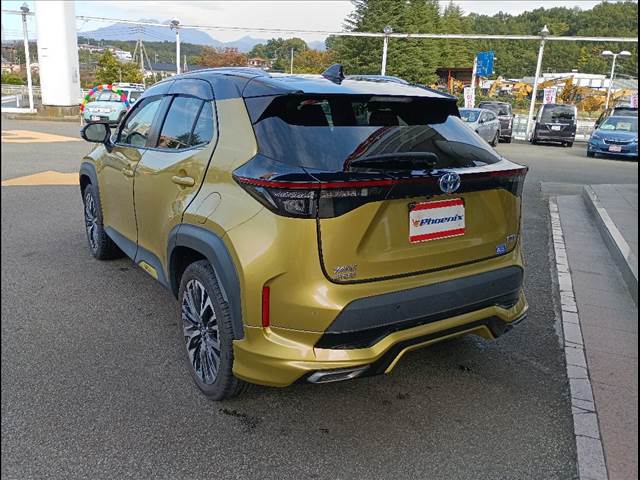 Toyota Yaris Cross 8