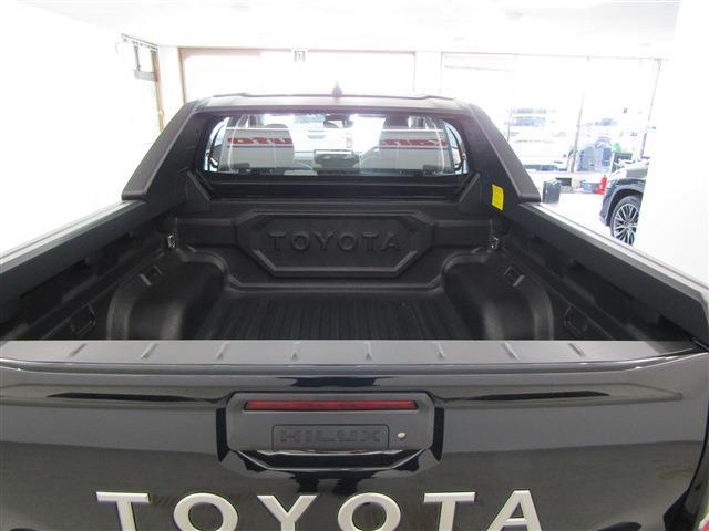 Toyota Hilux 9