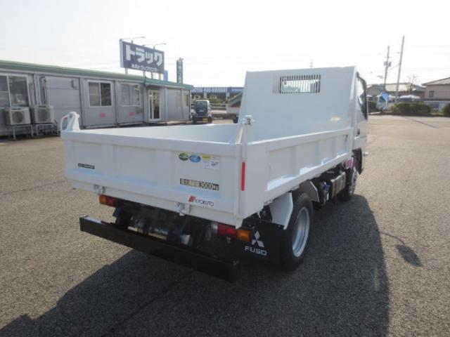 Mitsubishi Fuso Canter 4
