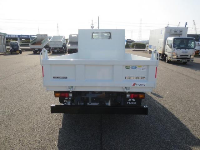 Mitsubishi Fuso Canter 7