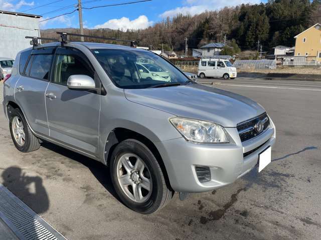 Toyota RAV4 11