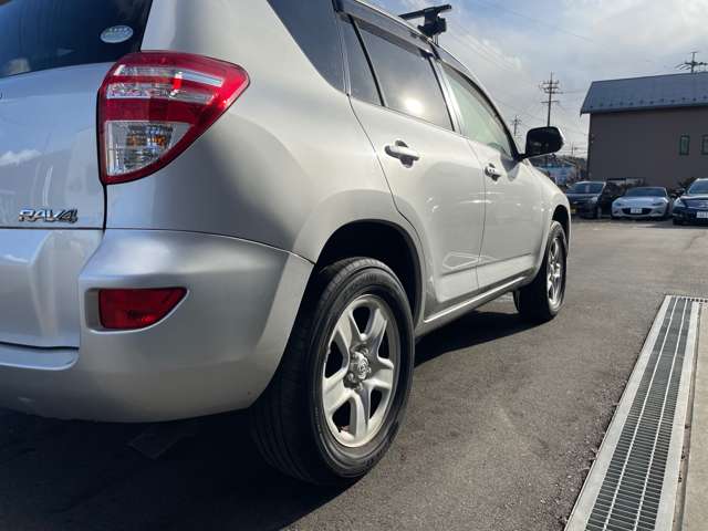 Toyota RAV4 9
