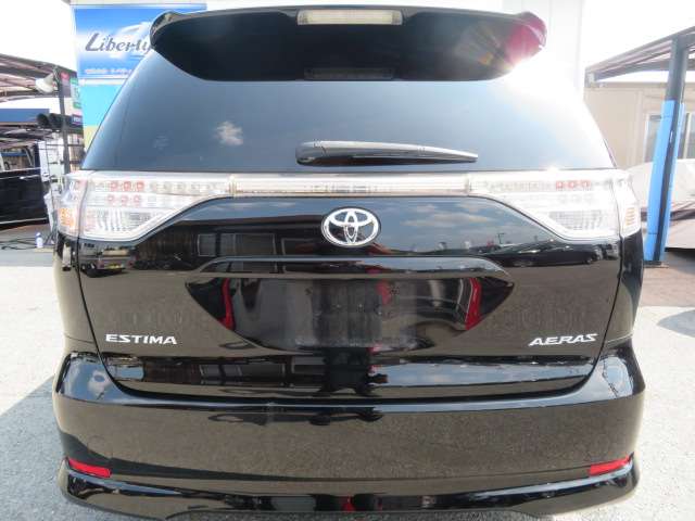 Toyota Estima 11