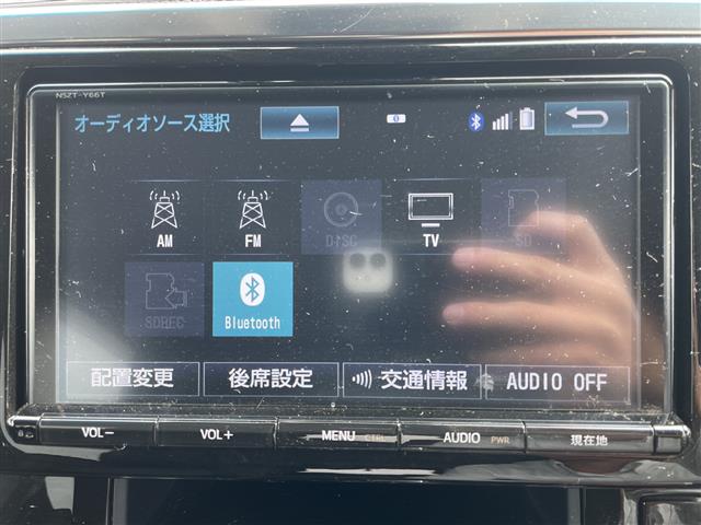 Toyota Alphard 4