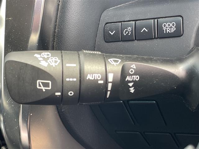 Toyota Alphard 9