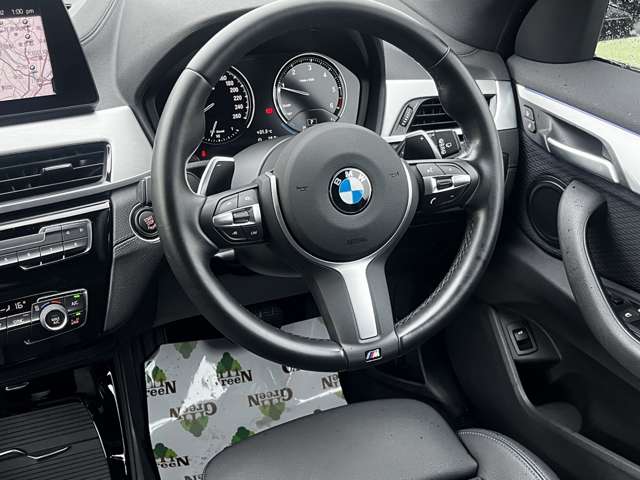 BMW X1 12
