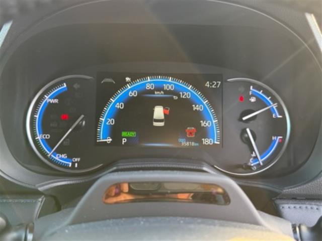 Toyota Voxy 6