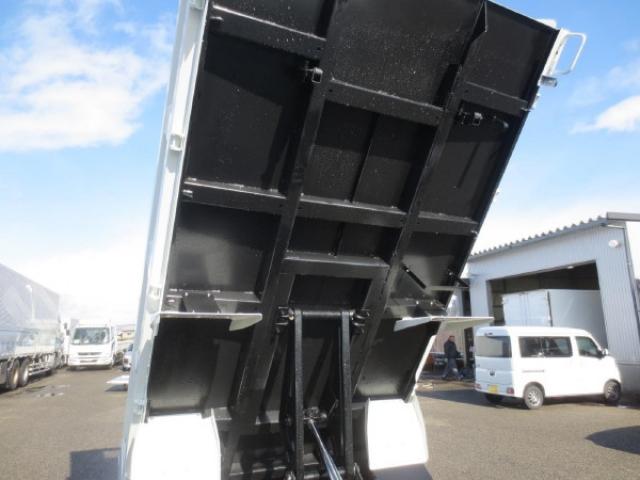 Mitsubishi Fuso Canter 12