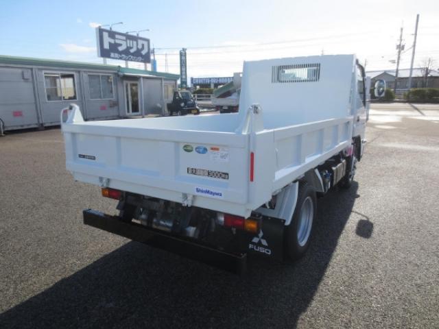 Mitsubishi Fuso Canter 4