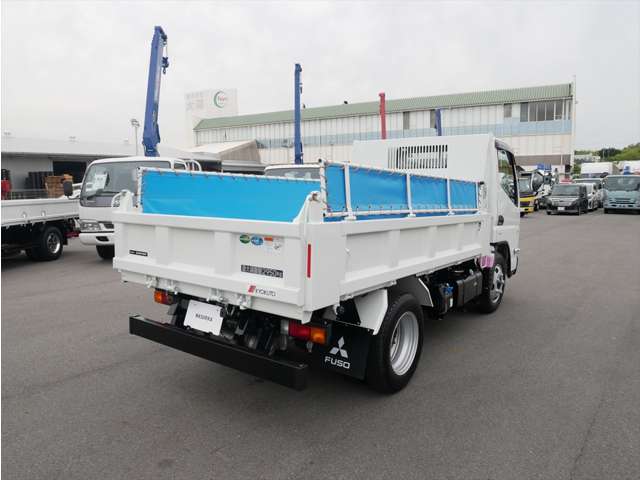 Mitsubishi Fuso Canter 6