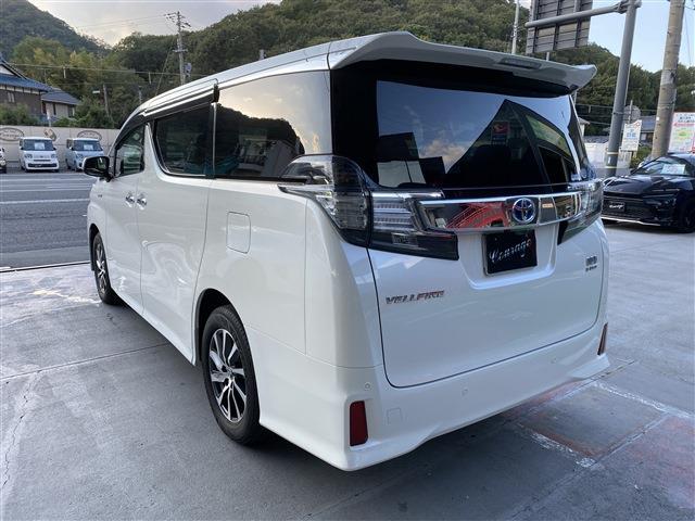 Toyota Vellfire 10