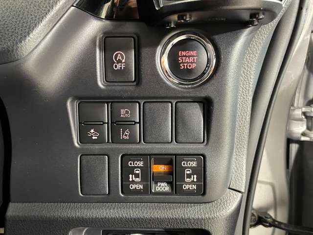 Toyota Esquire 8