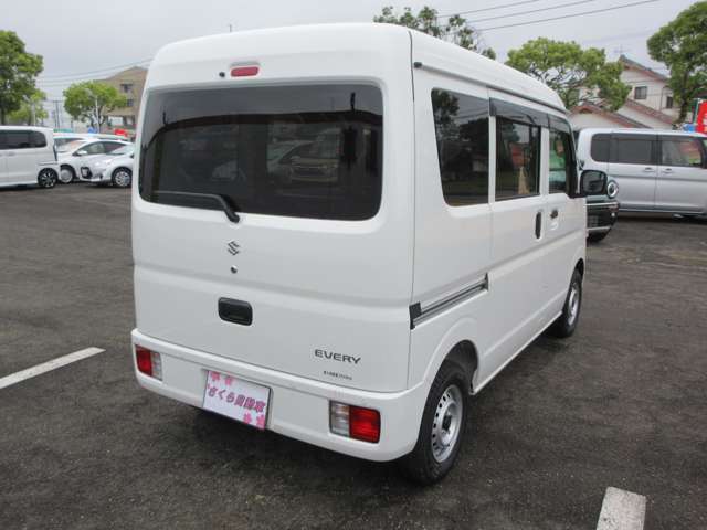 Suzuki Every 8