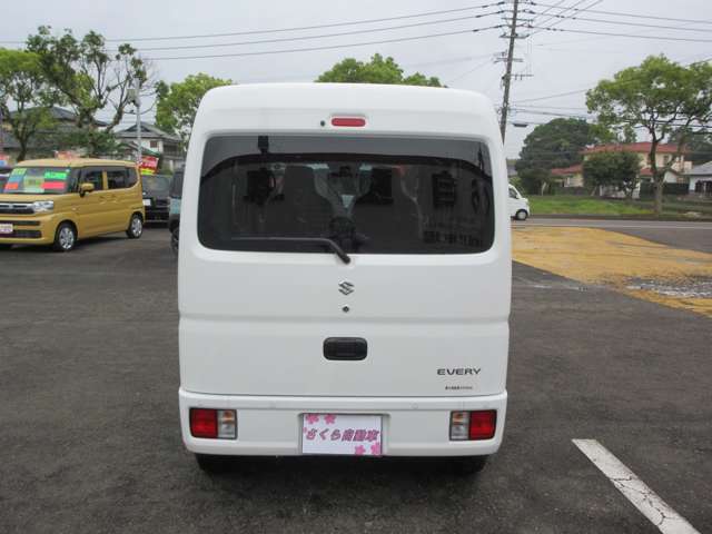Suzuki Every 9