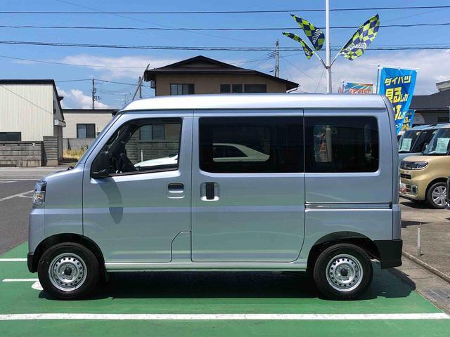 Daihatsu Hijet Cargo 9