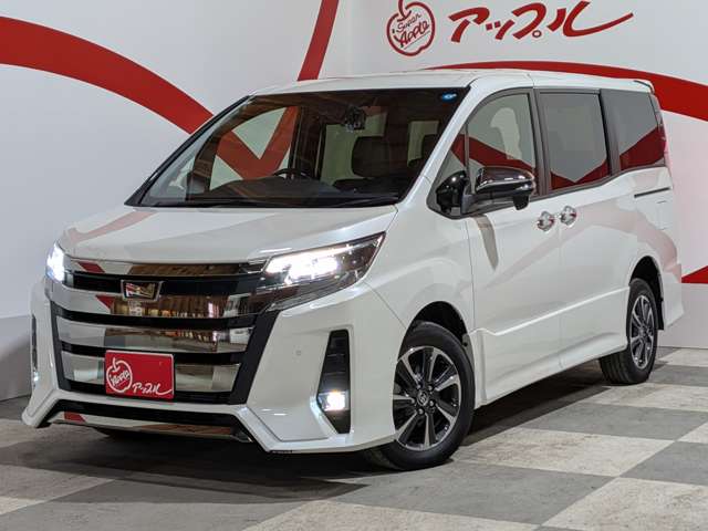 Toyota Noah 5