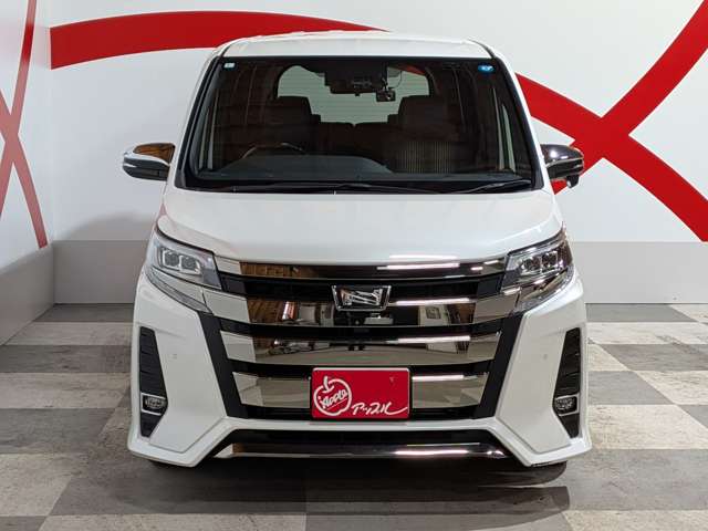 Toyota Noah 7