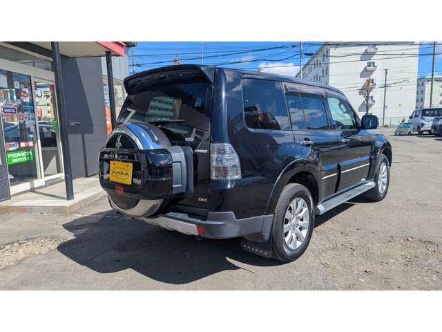 Mitsubishi Pajero 3