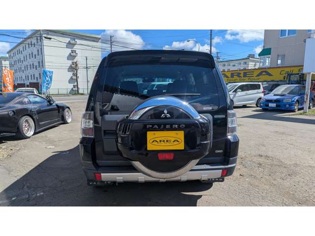 Mitsubishi Pajero 4