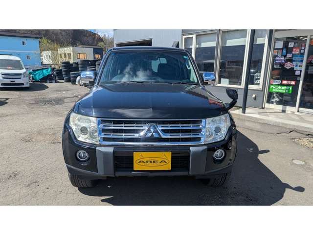 Mitsubishi Pajero 8