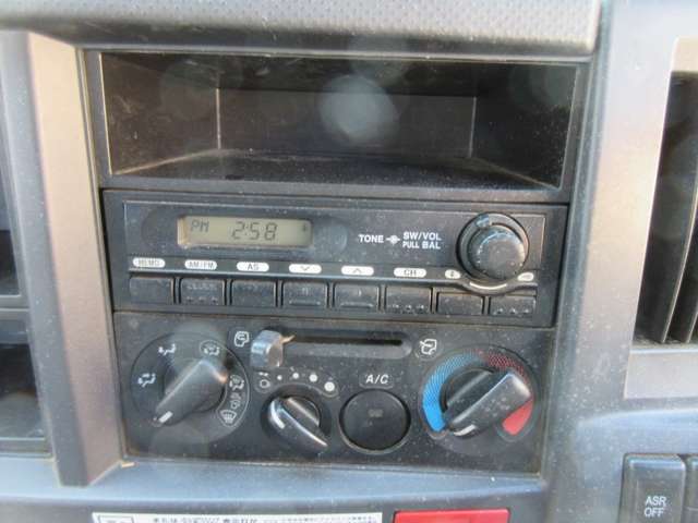Isuzu Elf 11
