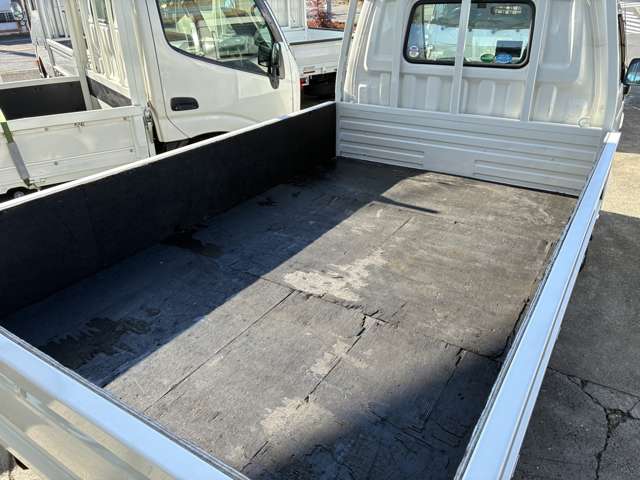 Mazda Bongo Truck 12