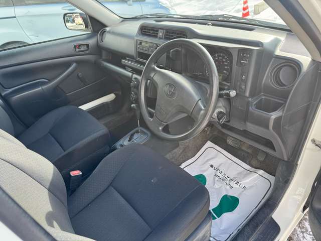 Toyota Succeed Van 11