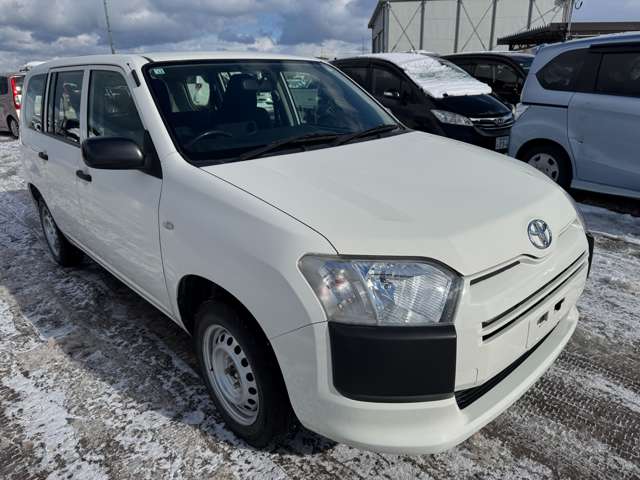 Toyota Succeed Van 5