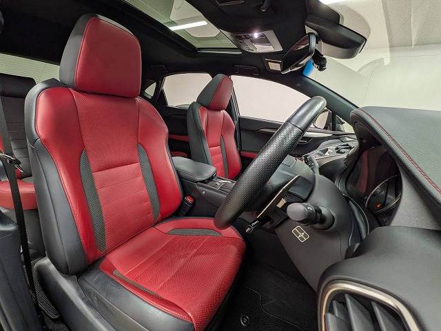 Lexus NX 11
