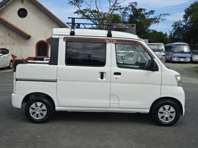 Daihatsu Hijet Deck Van 5