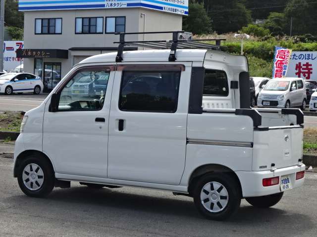 Daihatsu Hijet Deck Van 8