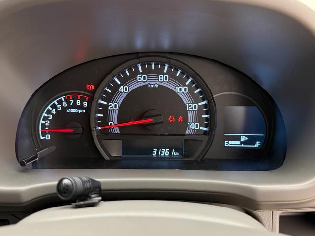 Suzuki Every 12