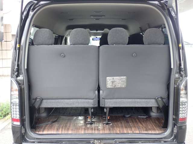 Toyota Hiace 10