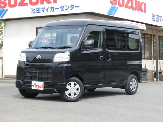 Daihatsu Hijet Cargo 6