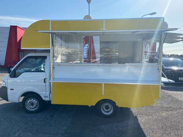 Mazda Bongo Truck 9